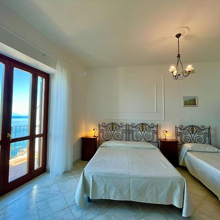 Bed and Breakfast Residenza Porta Di Mare à Castellabate Extérieur photo
