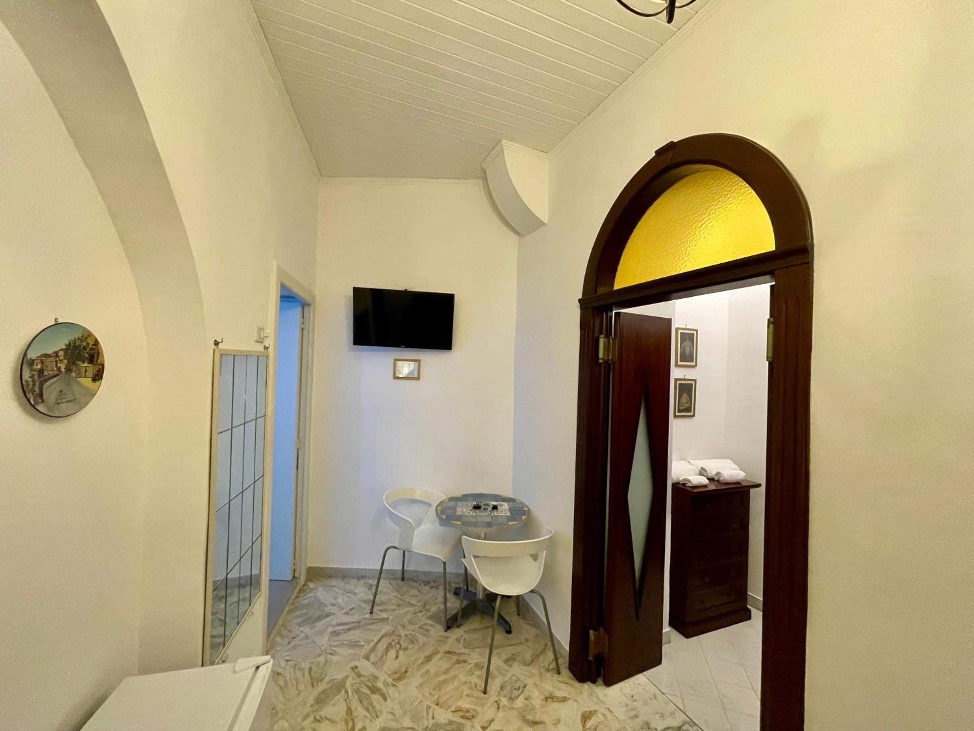 Bed and Breakfast Residenza Porta Di Mare à Castellabate Extérieur photo