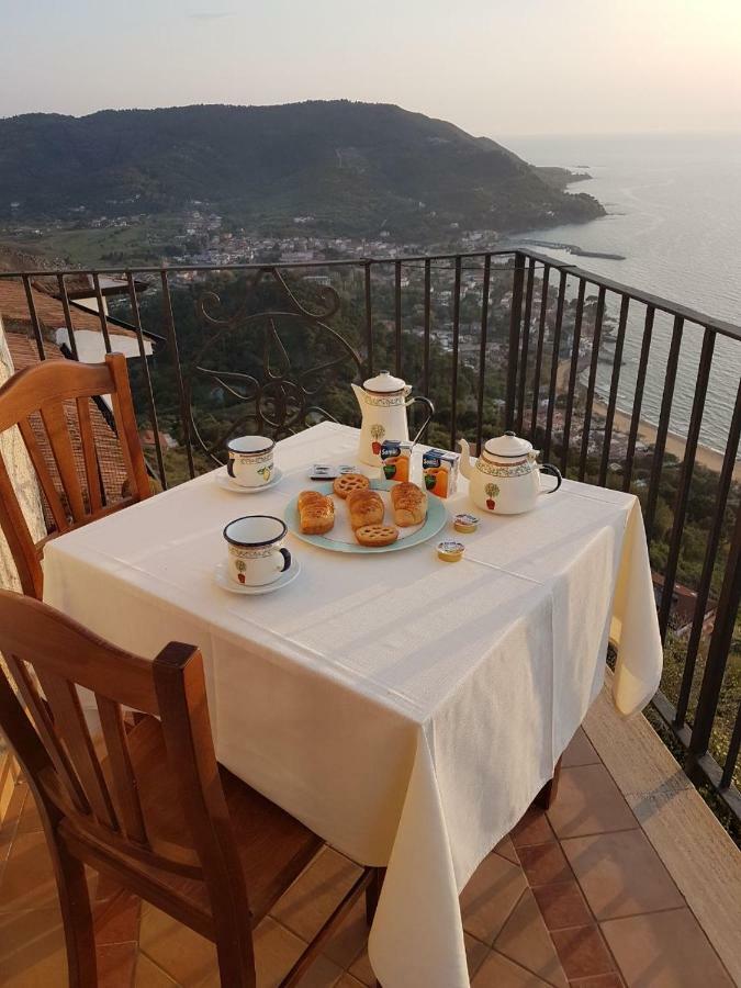 Bed and Breakfast Residenza Porta Di Mare à Castellabate Extérieur photo